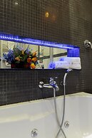 The Queen Luxury Apartments - Villa Cortina