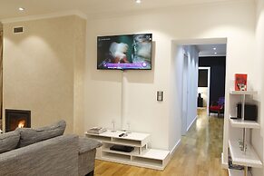 The Queen Luxury Apartments - Villa Cortina