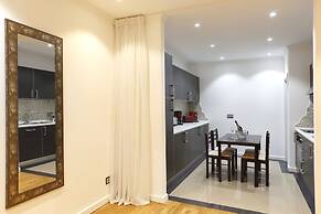 The Queen Luxury Apartments - Villa Cortina