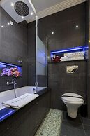 The Queen Luxury Apartments - Villa Cortina