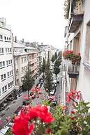 The Queen Luxury Apartments - Villa Cortina