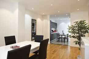 The Queen Luxury Apartments - Villa Cortina