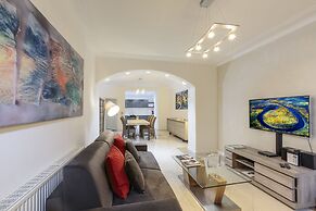 The Queen Luxury Apartments - Villa Cortina