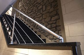 The Queen Luxury Apartments - Villa Cortina