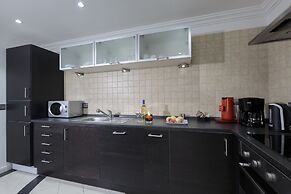 The Queen Luxury Apartments - Villa Cortina