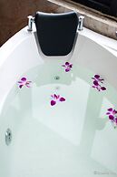 Muong Thanh Song Lam Hotel