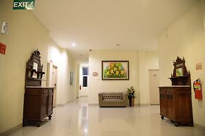 Rangkayo Basa Halal Hotel