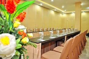 Rangkayo Basa Halal Hotel