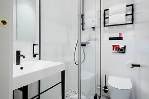 Trendy Canette Hotel