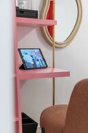 Trendy Canette Hotel