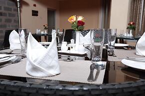 Longview Suites