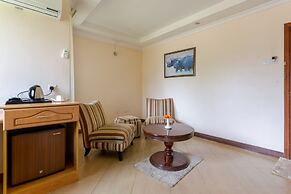 Longview Suites