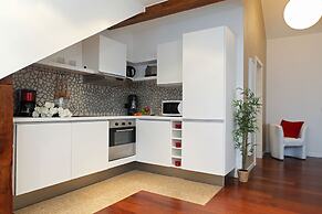 The Queen Luxury Apartments - Villa Giada