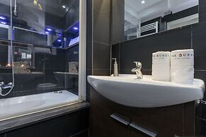 The Queen Luxury Apartments - Villa Giada