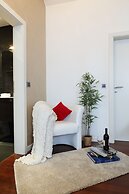 The Queen Luxury Apartments - Villa Giada