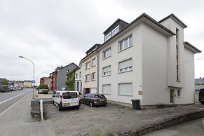 The Queen Luxury Apartments - Villa Giada