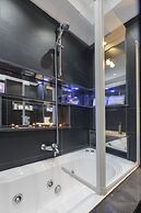 The Queen Luxury Apartments - Villa Giada