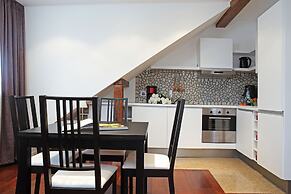 The Queen Luxury Apartments - Villa Giada