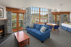 Canadian Princess Lodge & Marina