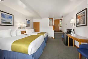 Canadian Princess Lodge & Marina