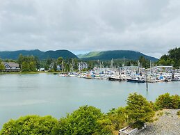 Canadian Princess Lodge & Marina