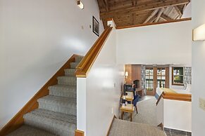 Canadian Princess Lodge & Marina