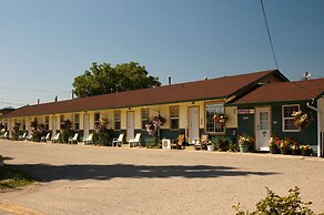 Boundary Motel