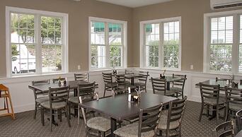 Acadia Inn