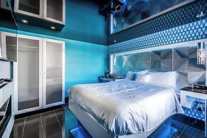 Olux Hotel Motel & Suites