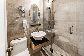 Olux Hotel Motel & Suites