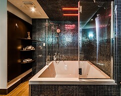 Olux Hotel Motel & Suites