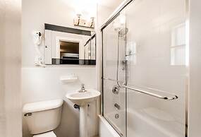 Olux Hotel Motel & Suites