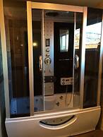 Olux Hotel Motel & Suites