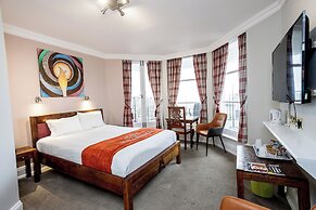 Amsterdam Hotel and A Bar