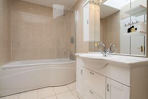 Amsterdam Hotel and A Bar