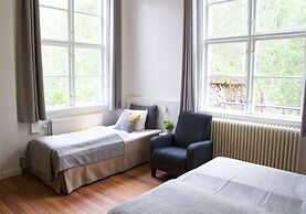 Guesthouse Eleven Hotel