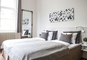 Guesthouse Eleven Hotel