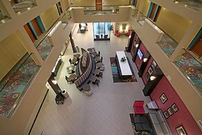 Holiday Inn Express & Suites Charlotte North by IHG