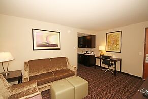 Holiday Inn Express & Suites Charlotte North by IHG