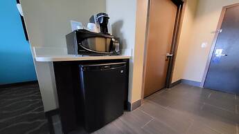 Holiday Inn Express & Suites Cuero by IHG