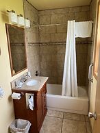 All Star Inn & Suites