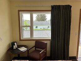 All Star Inn & Suites