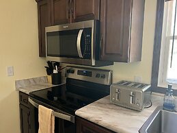 All Star Inn & Suites
