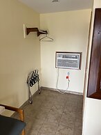 All Star Inn & Suites