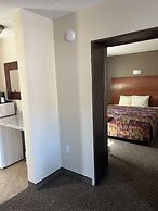 All Star Inn & Suites