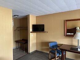 All Star Inn & Suites