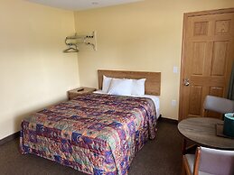 All Star Inn & Suites