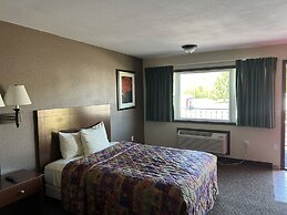 All Star Inn & Suites