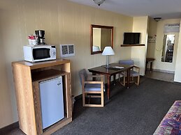 All Star Inn & Suites