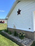 All Star Inn & Suites